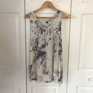 Universal Thread Tank Top